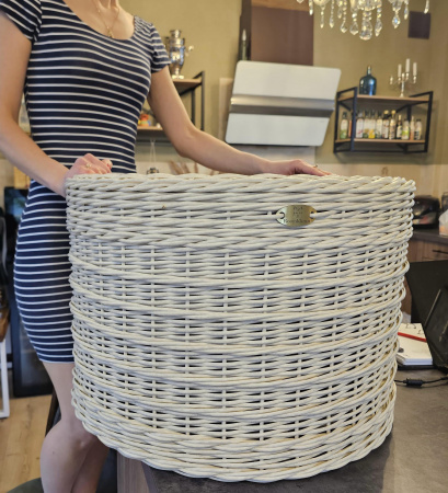 Кашпо из искусственного ротанга цилиндр белый-бри 45 л